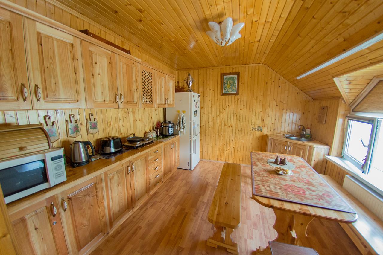 Guest House Suzirya Karpat Yaremche Luaran gambar
